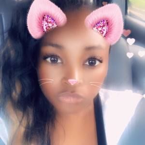 Meet your Posher, Charmaine